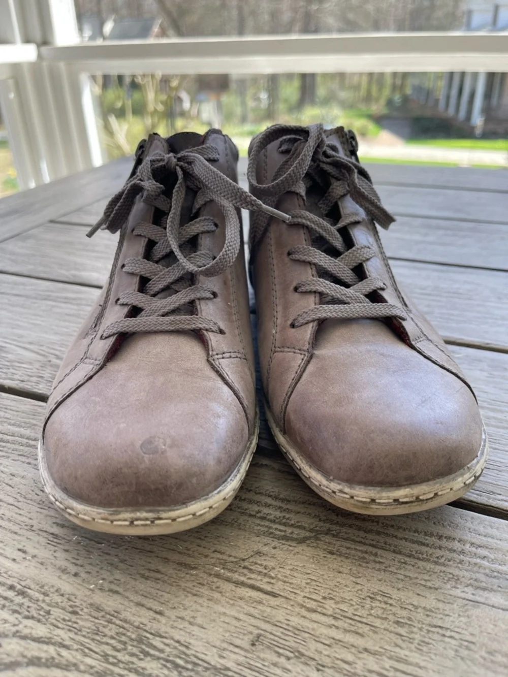 Remonte Taupe Leather Ankle Sneaker Style Boot Womens Size 40 8.5/9